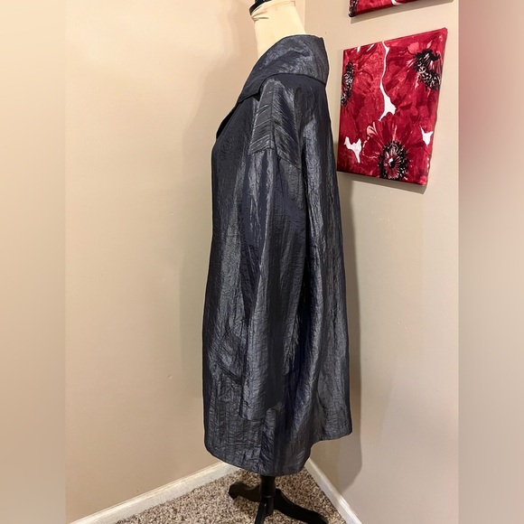 Eleven Stitch Design Elegant Oversized Grey Lightweight Coat, size M - Picture 3 of 9